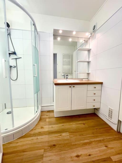 Grand Appartement Neuf F5 100M2 Avec Balcon Rouen Luaran gambar